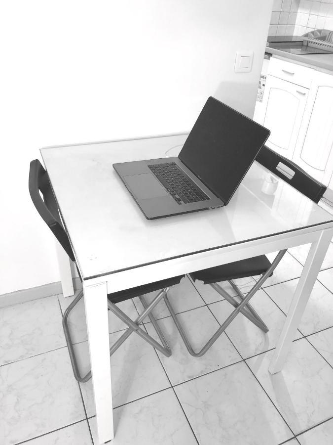 Studio Apartment Near To Paris 크레테일 외부 사진